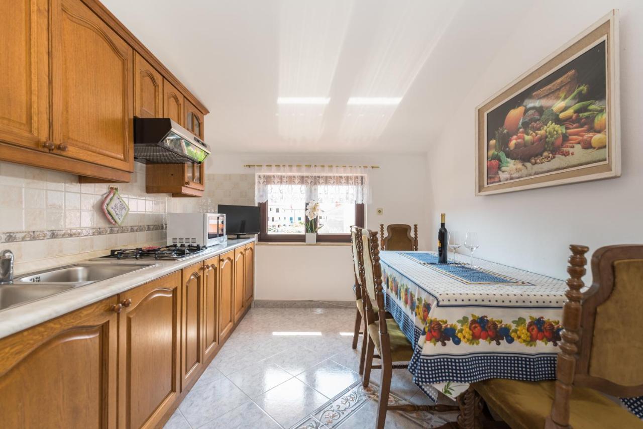 Appartamento Kamelija Rovigno Esterno foto